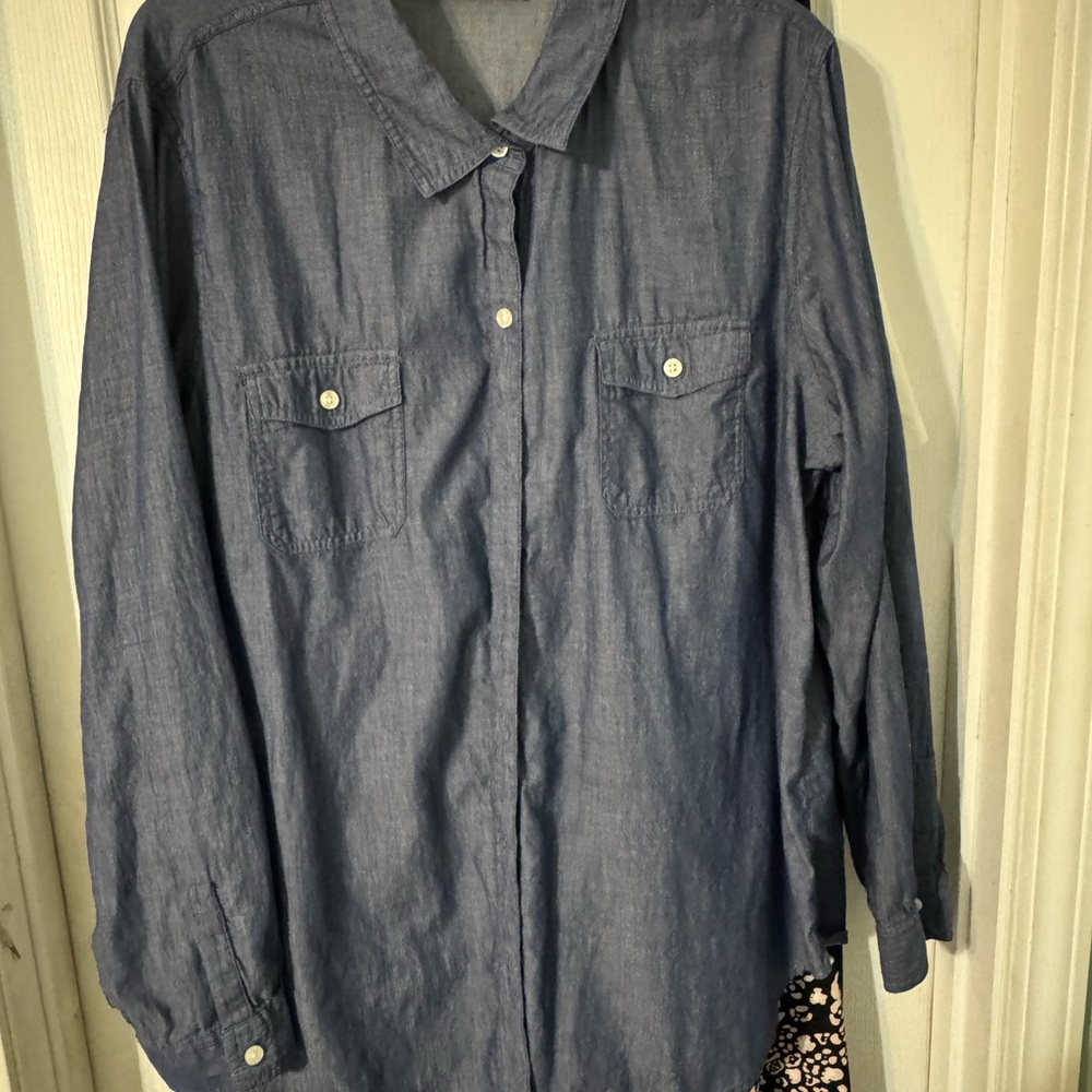Old Navy Chambray Shirt Jacket
